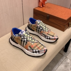 Burberry Low Shoes